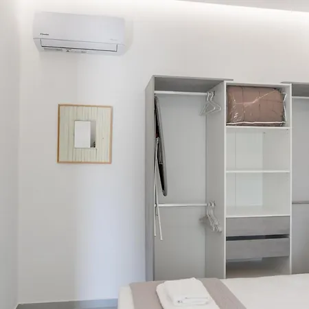 Апартаменты Cosy Downtown Luxury